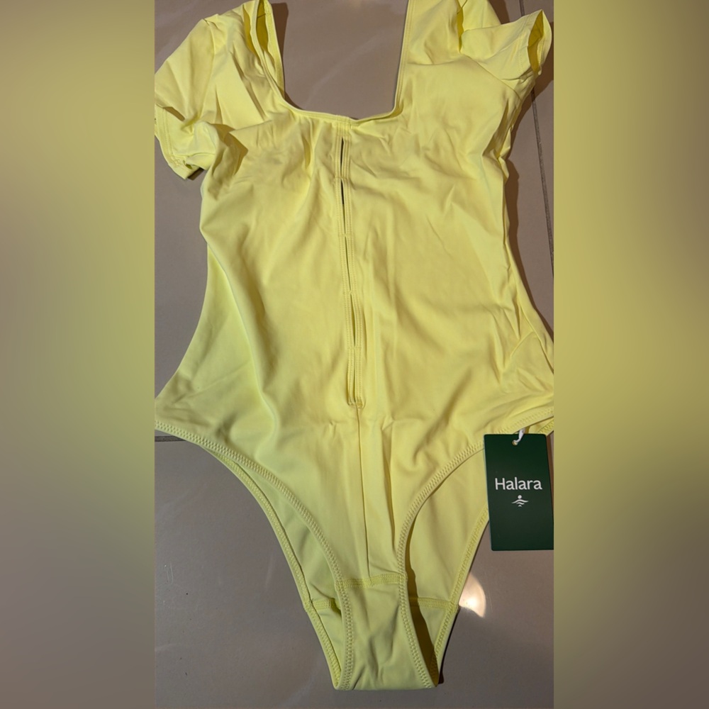 Halara Neon Yellow Square Neck Bodysuit Size S NWT Activewear